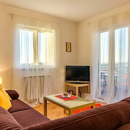 Appartement Mira-city View Pula