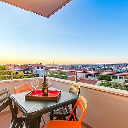 Appartement Mira-city View *